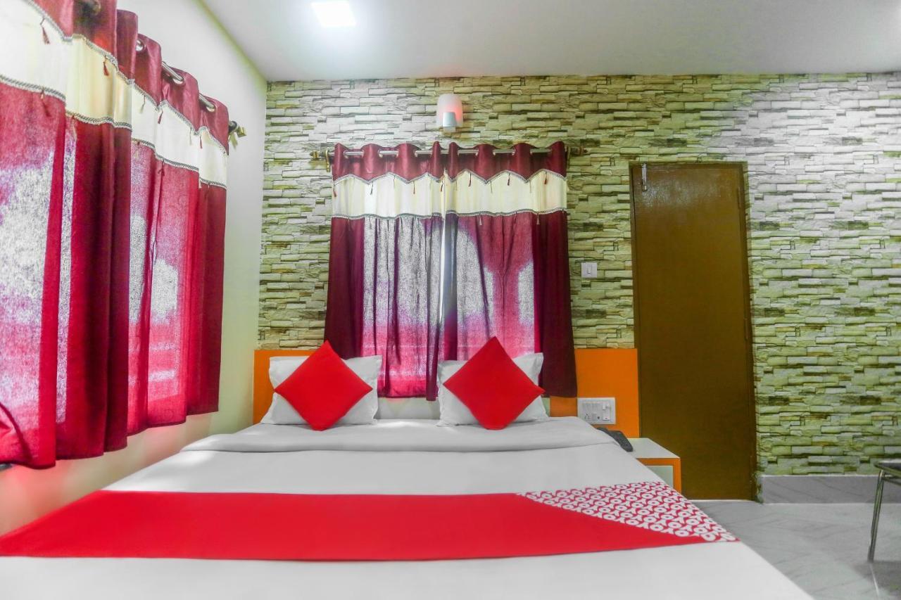Oyo 60771 New Puri Hotel Exterior foto