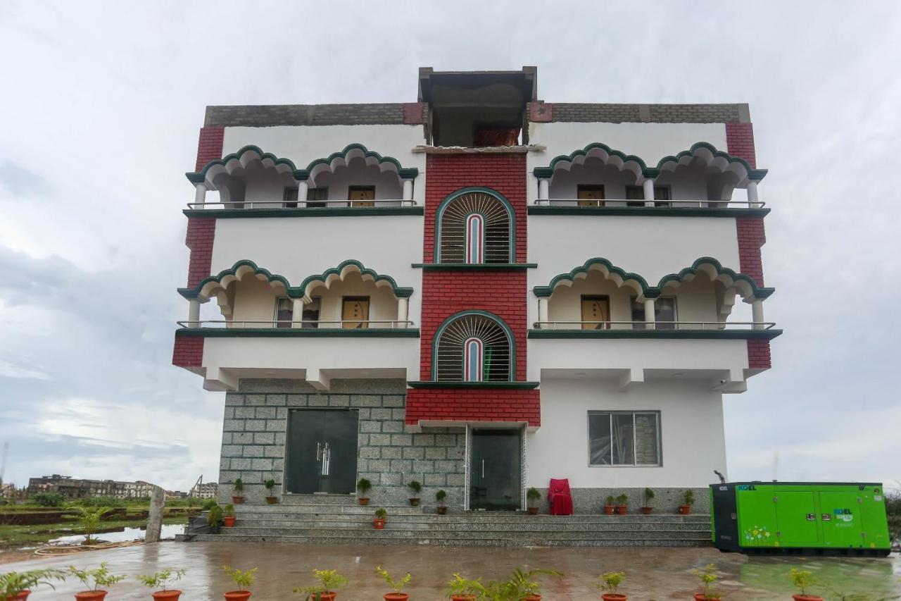 Oyo 60771 New Puri Hotel Exterior foto
