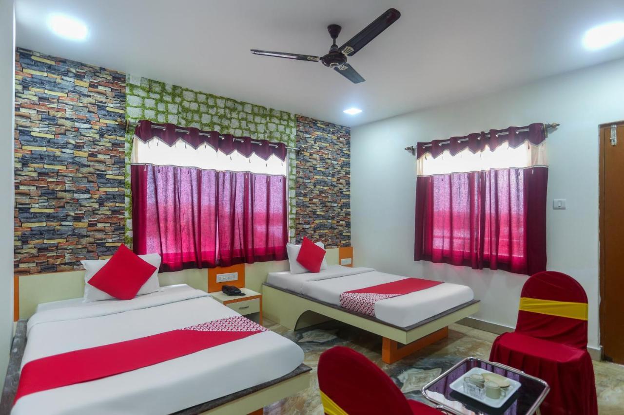 Oyo 60771 New Puri Hotel Exterior foto