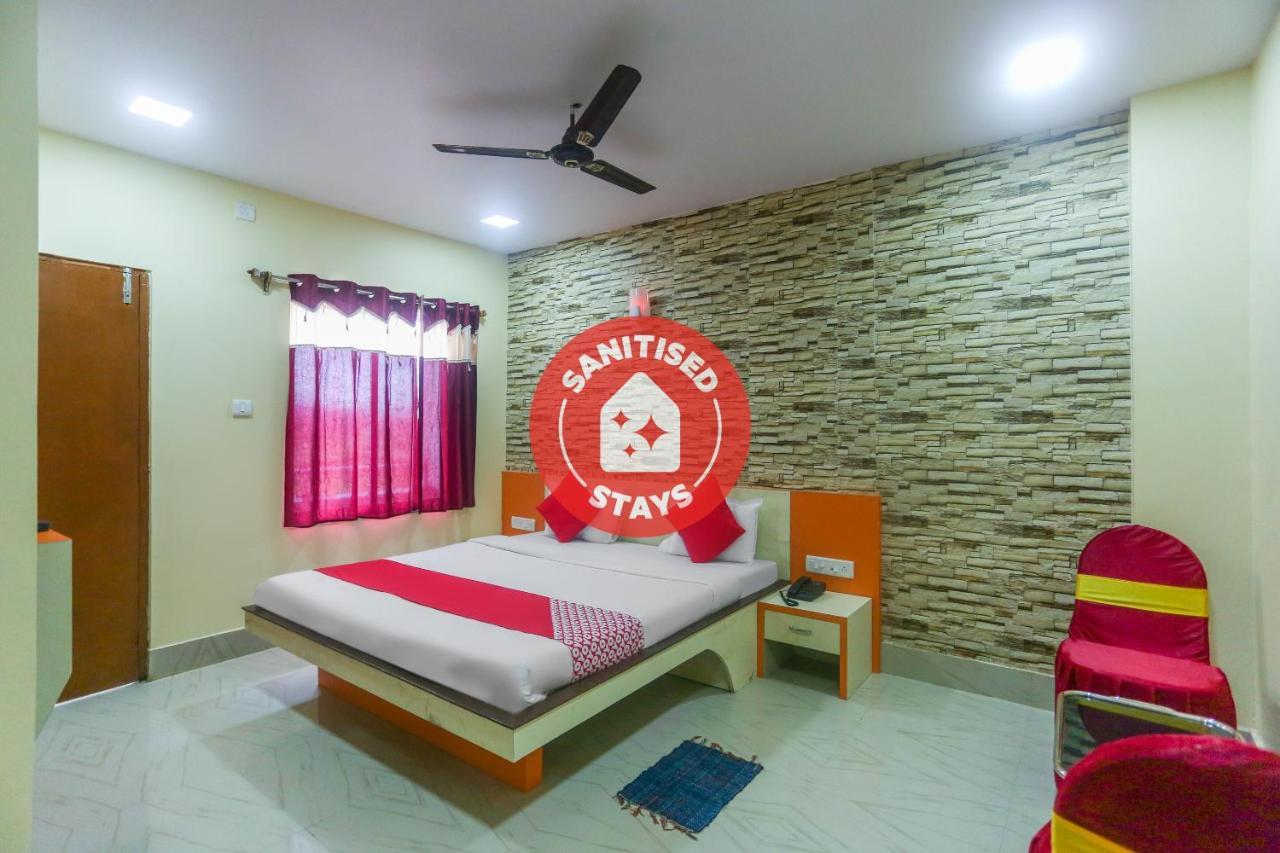 Oyo 60771 New Puri Hotel Exterior foto