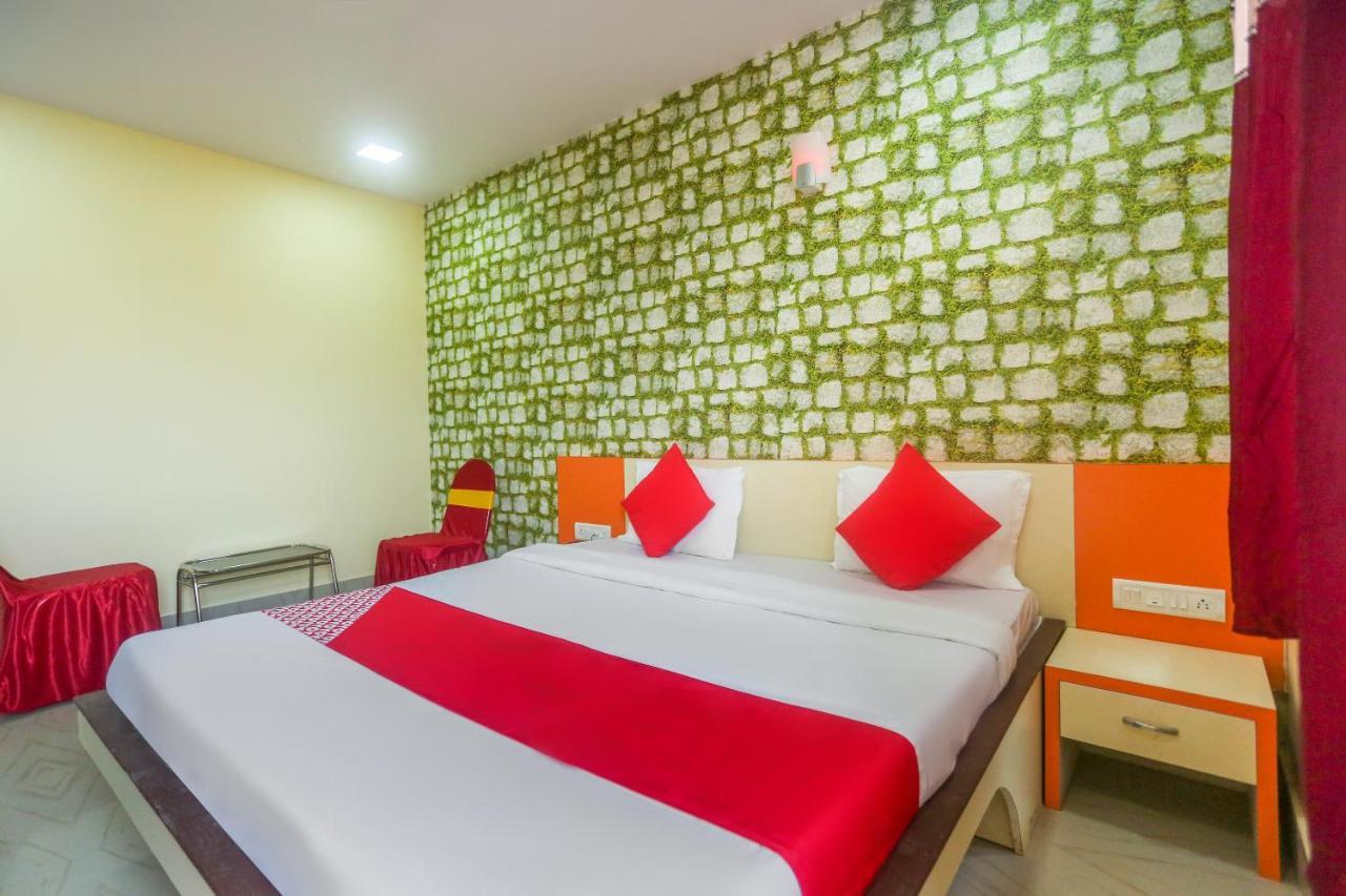 Oyo 60771 New Puri Hotel Exterior foto